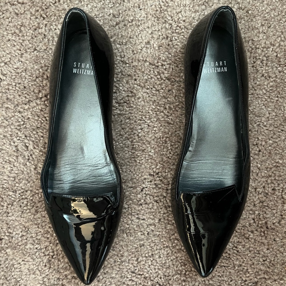 New never worn Stuart Weitzman, black patent leather pointy toed flats